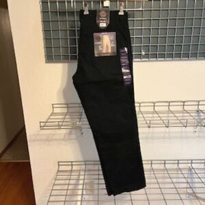 WP Weatherproof Utility Pants . Size 36 x 30 . Pants w/ Flex Waistband - $68.00
